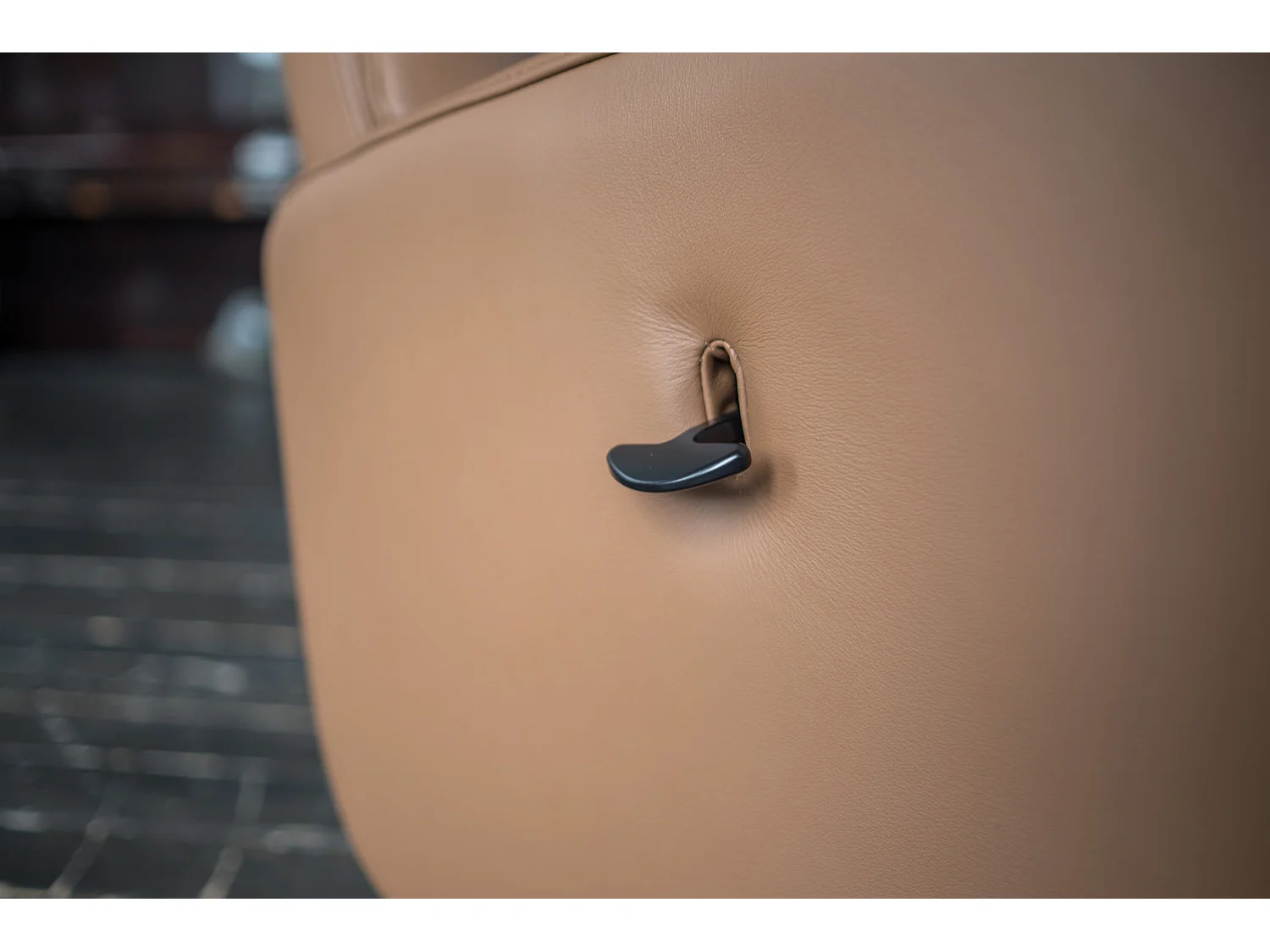 SARI - Bruin Leer - SARI