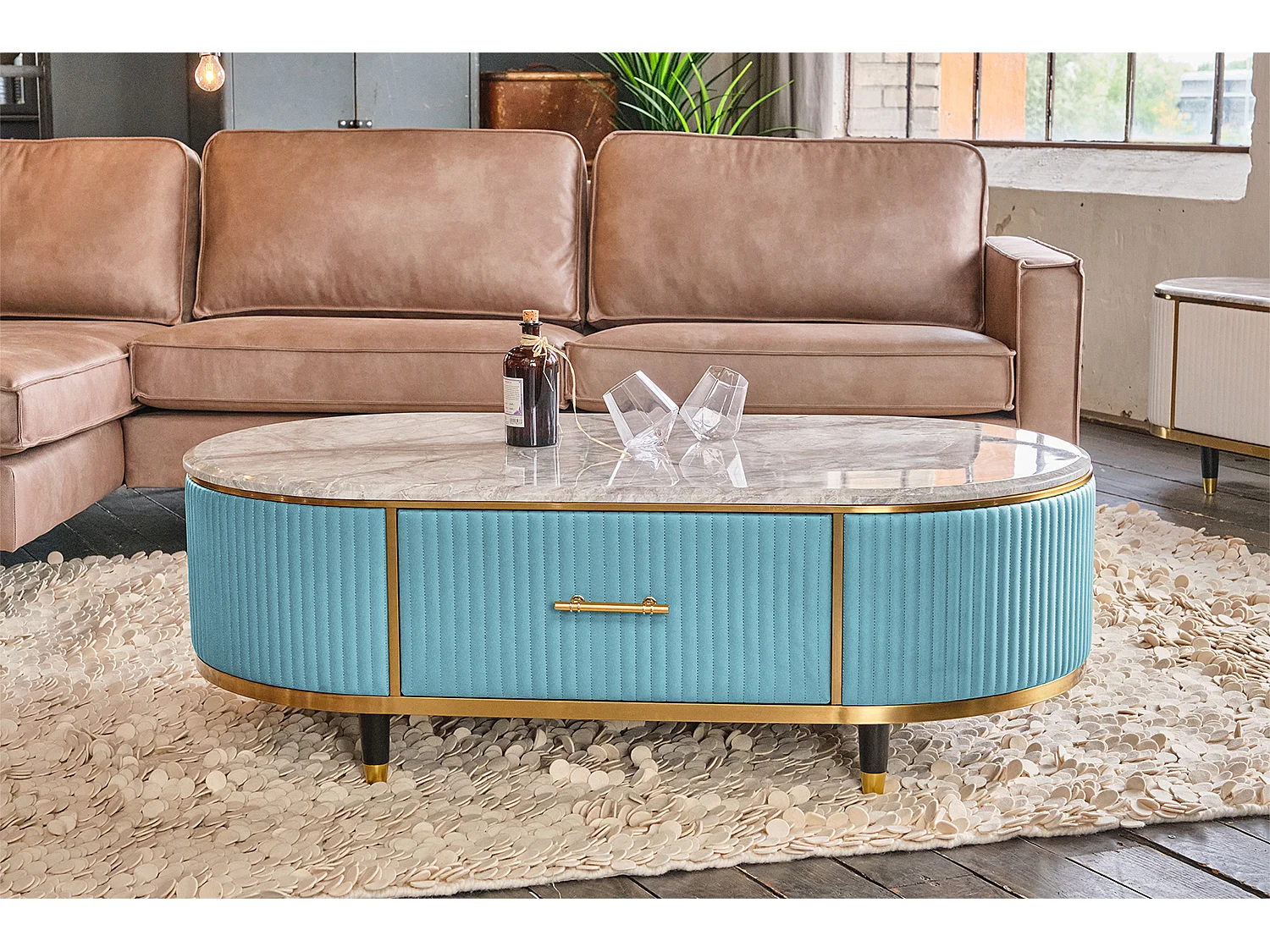 Mesita - azul claro cuero sintético - 70 x 130 cm - MARIA