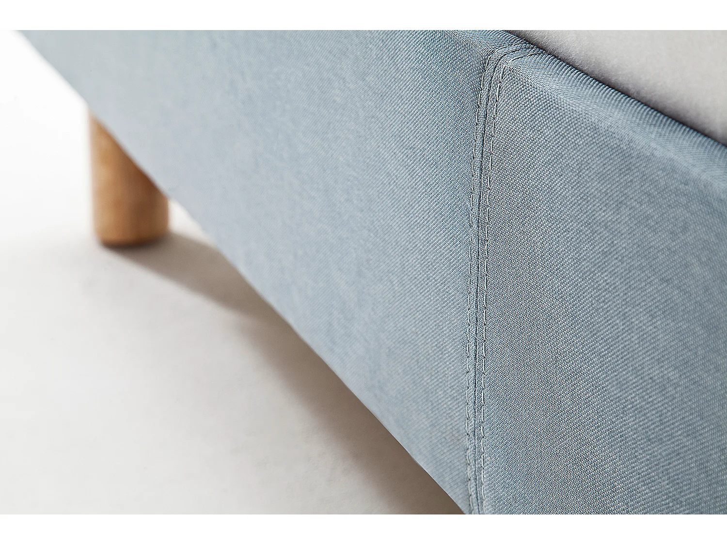 Polsterbett - Blau Webstoff - LEO