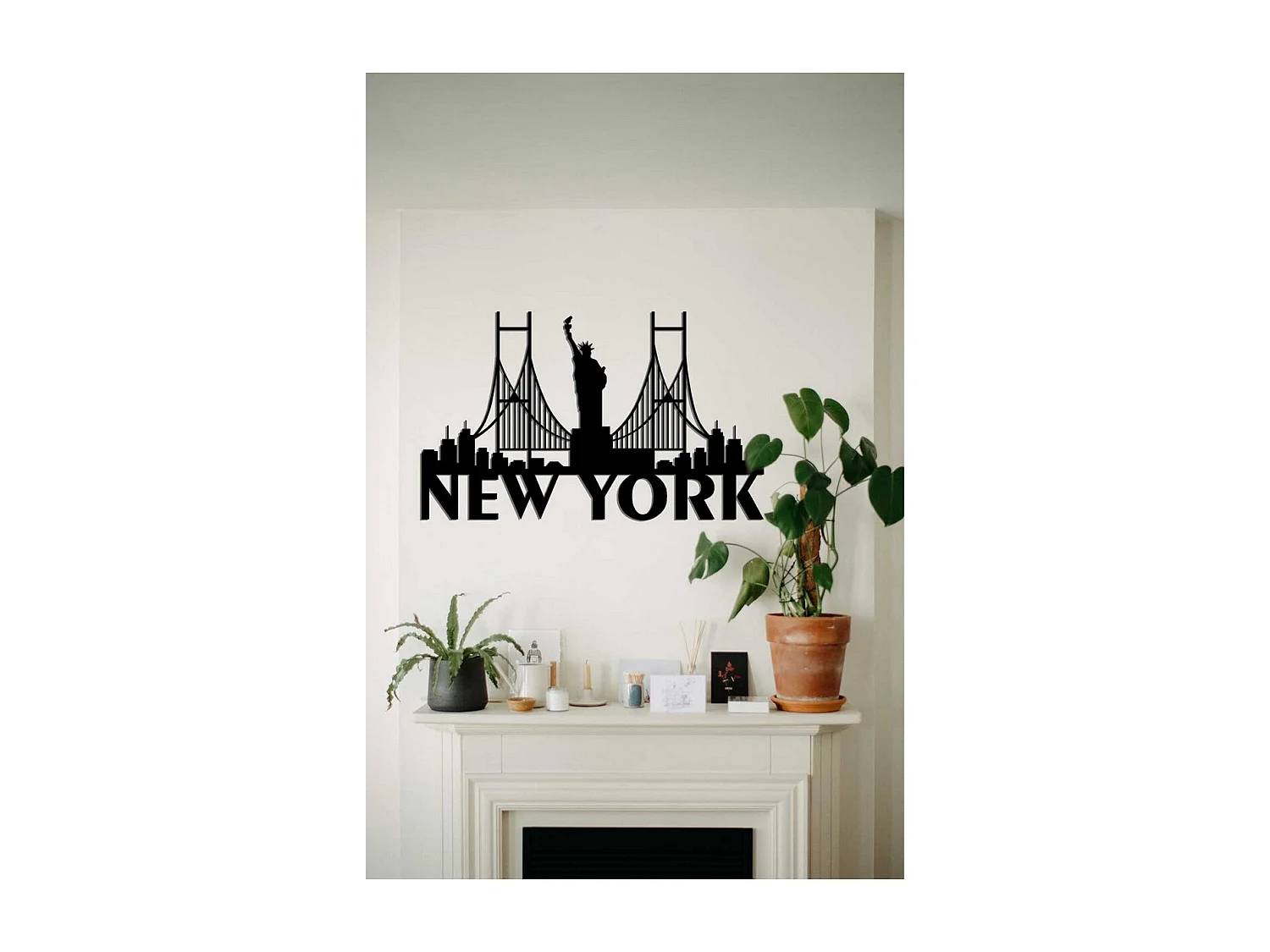 Décoration en Métal New York 3, Noir, 70x0,15x43 cm, EPIKASA