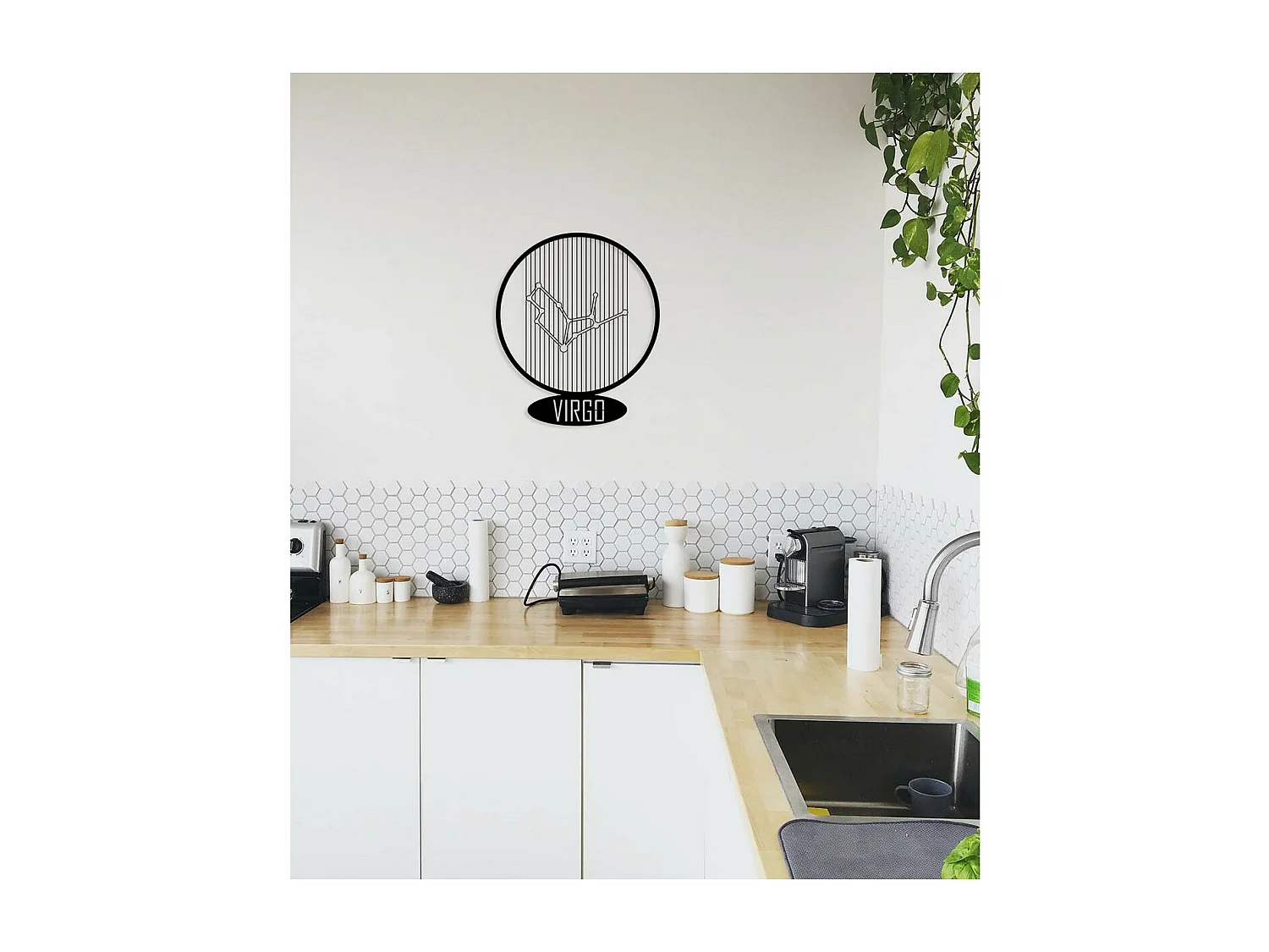 Décoration en Métal Horoscope Vierge 6, Noir, 38x0,15x45 cm, EPIKASA