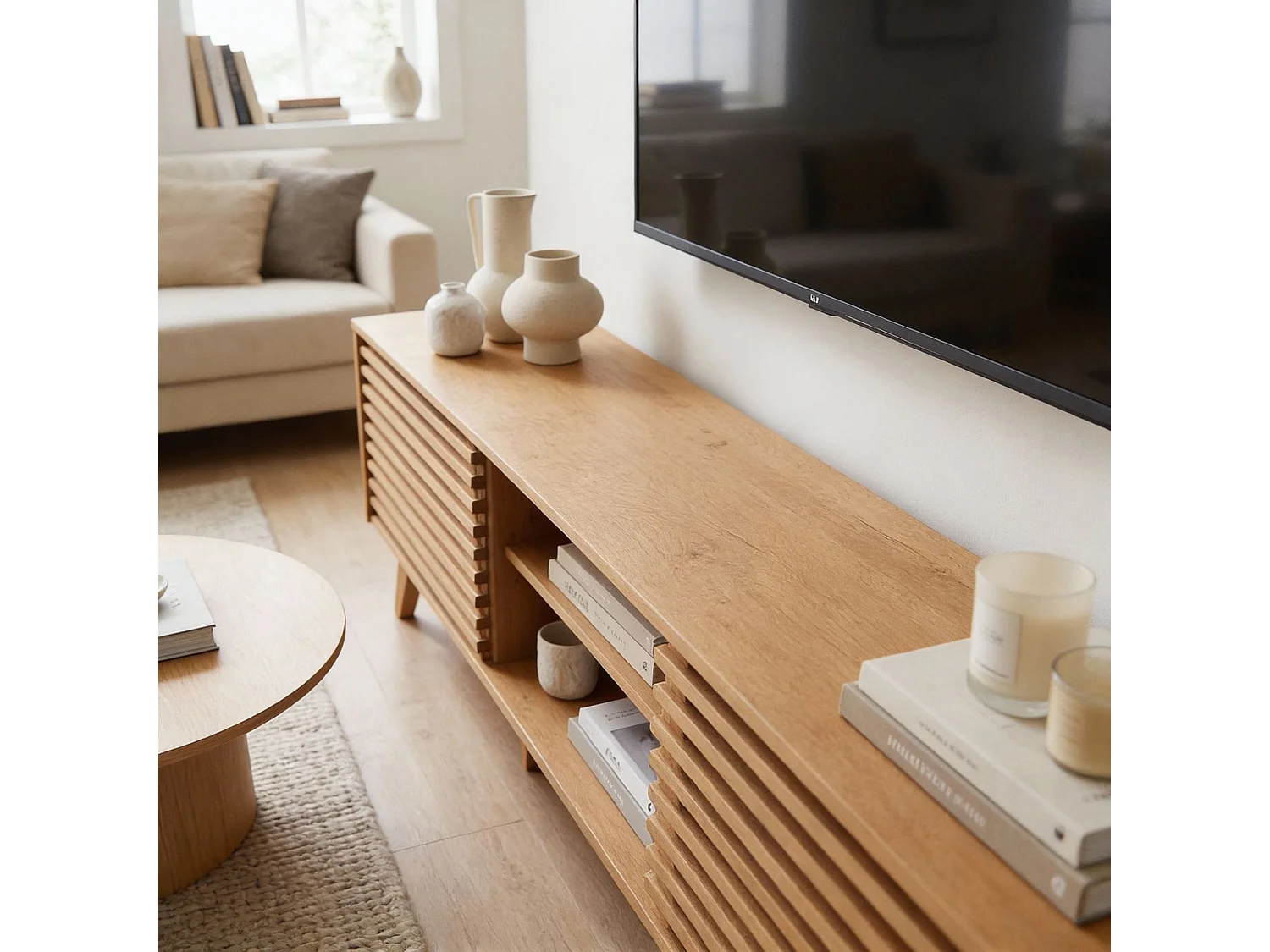 Meuble TV RIAN avec portes coulissantes et étagères ajustables 175 x 50 x 38 cm bois massif coloris chêne, Meuble de salon moderne