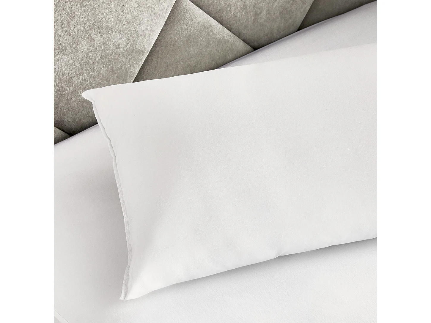 Oreiller de 40 x 70 cm en fibre creuse siliconée (polyester) de 11 cm - HYGENIC de PIKOLIN
