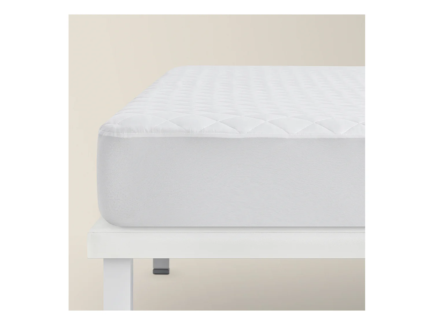 Protège-matelas antiallergique avec rembourrage en microfibre