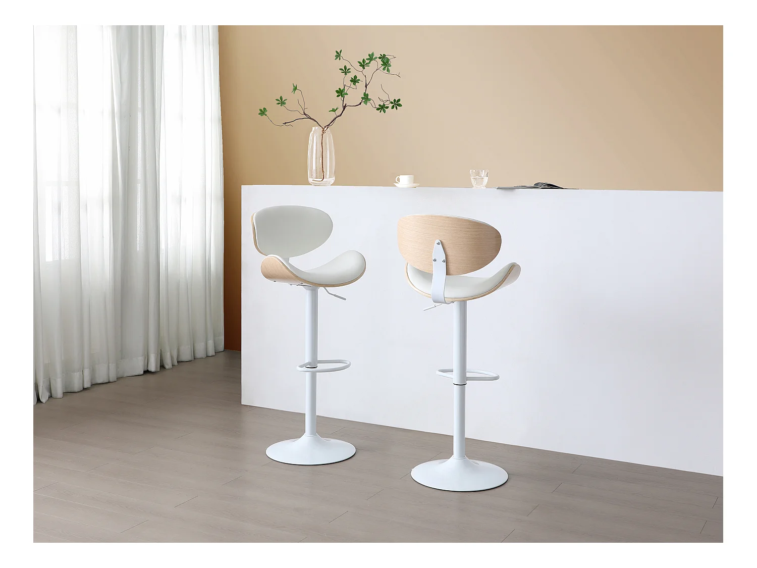 Lot de 2 tabourets de bar en simili, placage chêne et métal - Hauteur réglable - Naturel clair et Blanc - MONTENEGRO