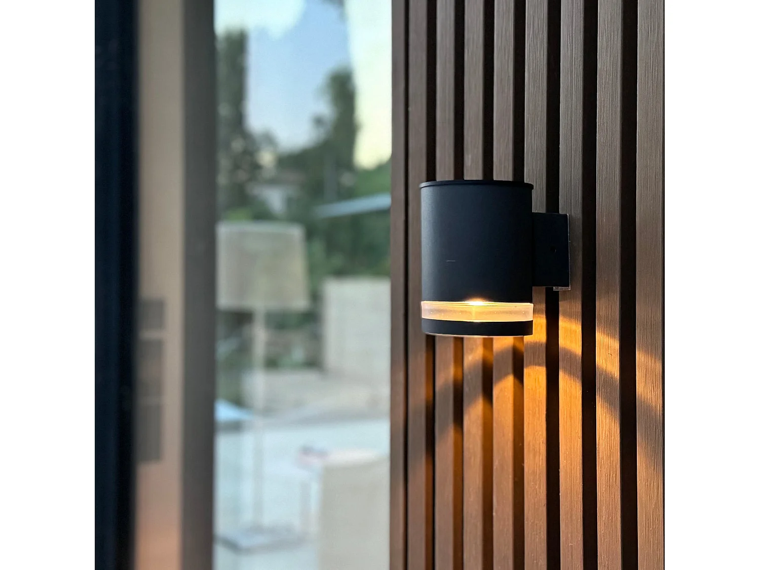 2 appliques murales solaires HELIO Noir ABS H11,5cm