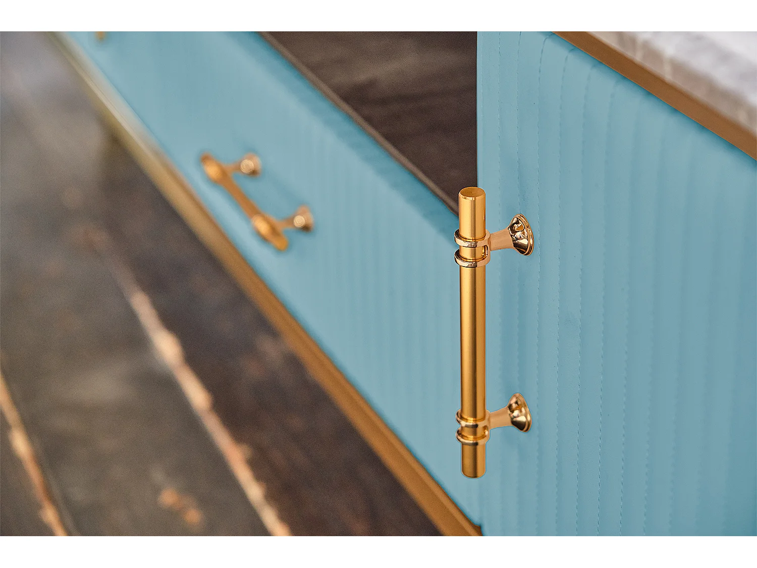 Mobile - azzurro chiaro finta pelle - MARIA