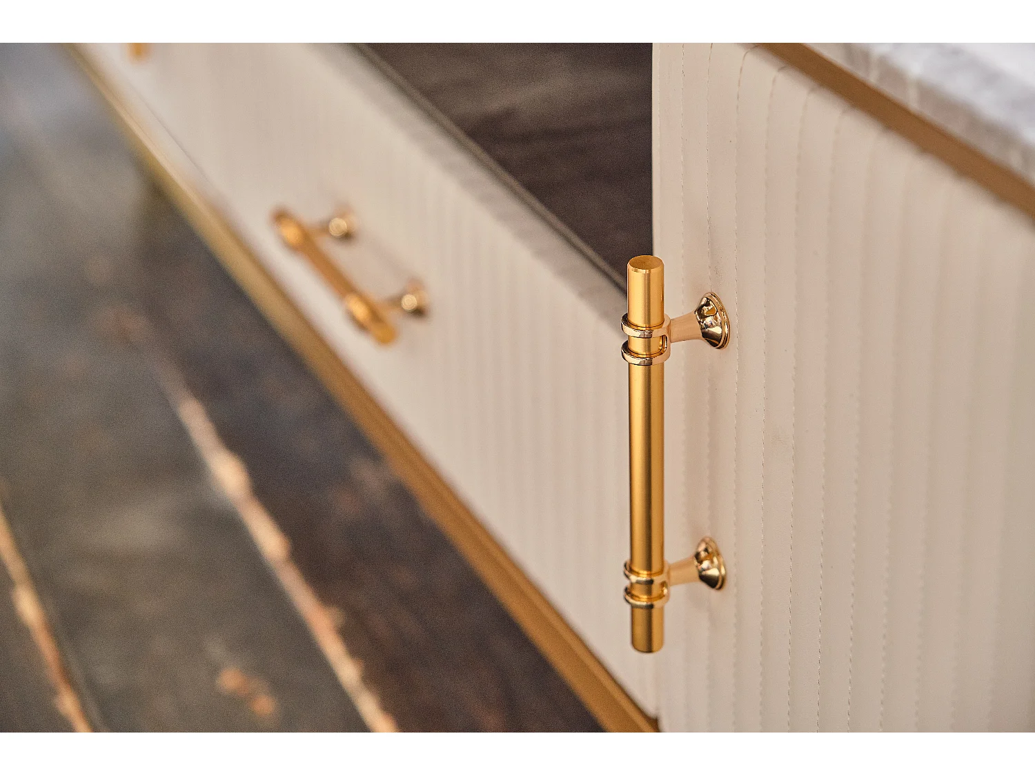 Lowboard - Wit Imitatieleer - MARIA