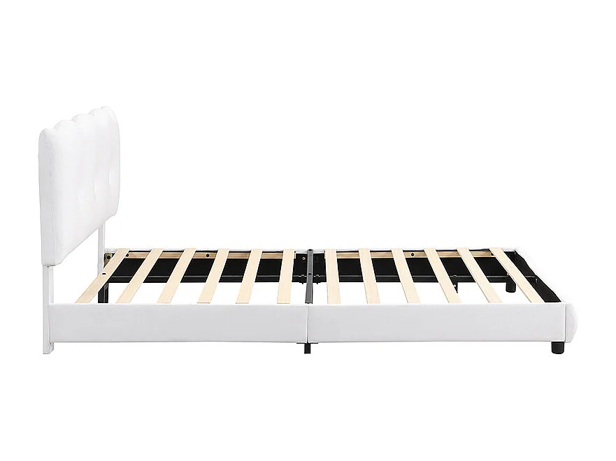 Polsterbett 140 x 200 cm mit verstellbarem Kopfteil – Wellen- und Wolkendesign – Samt – Weiß (ohne Matratze)