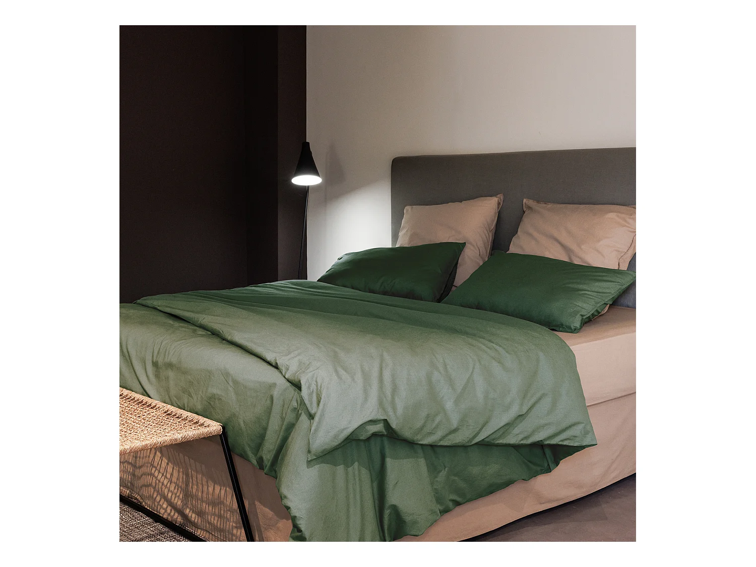 Parure de lit 140x200 cm et 65x65cm coton lavé PALACE vert cedre 2 pièces