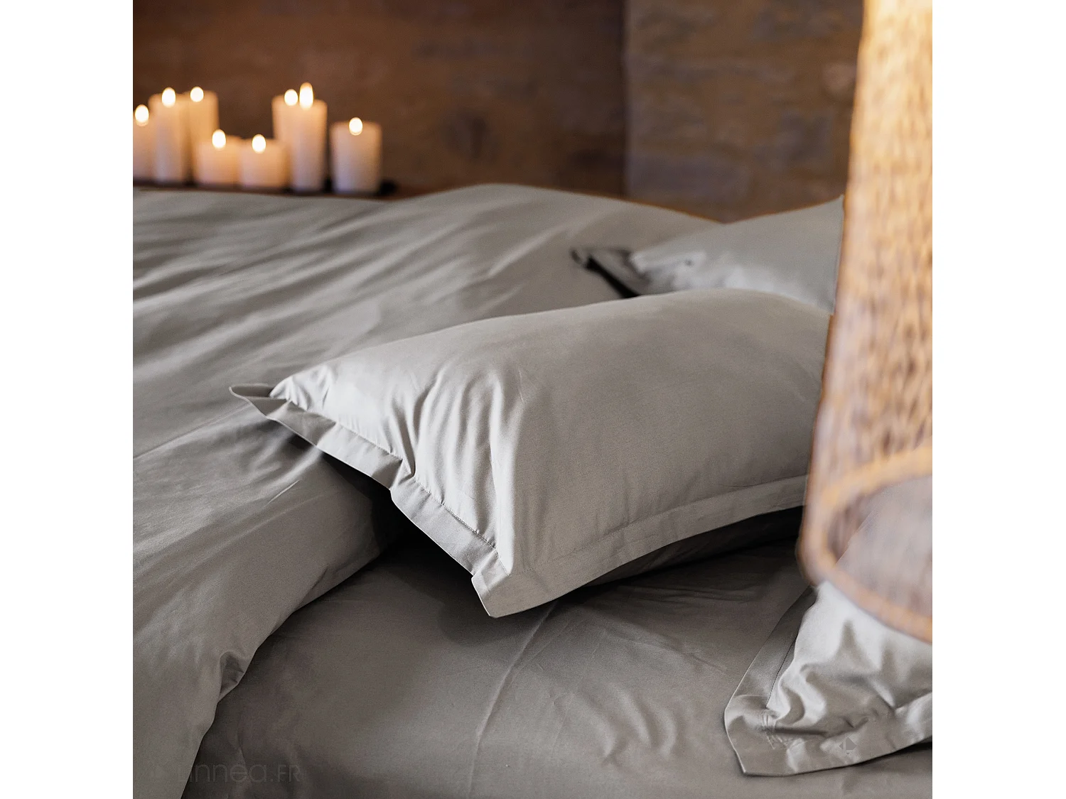 Drap housse uni 200x200 cm bonnet 40 cm percale de coton MANOIR gris Cendre