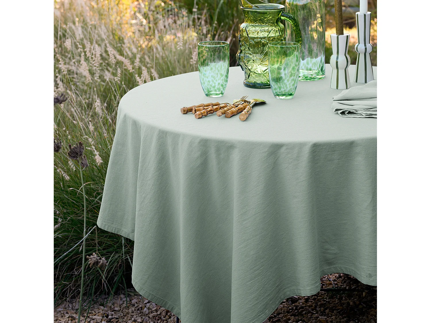 Nappe rectangle en lin et coton 170x250 cm MATTIS vert lichen