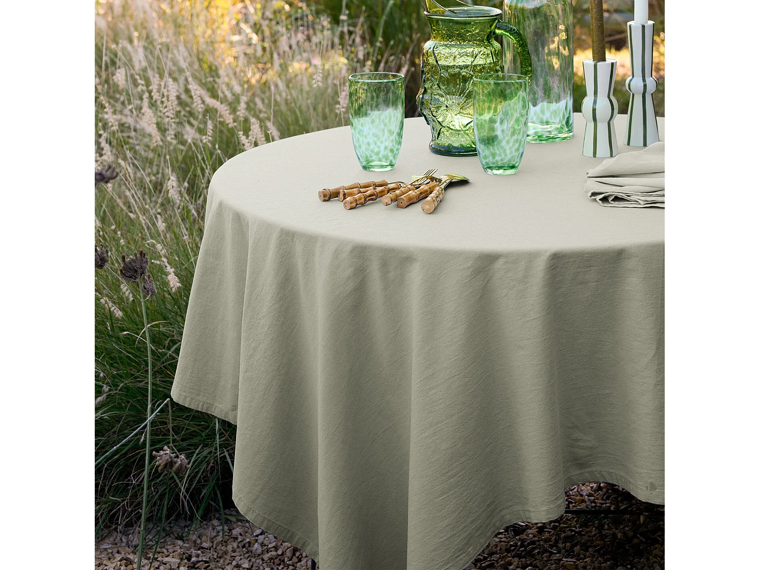 Nappe rectangle en lin et coton 170X300 cm MATTIS vert laurier