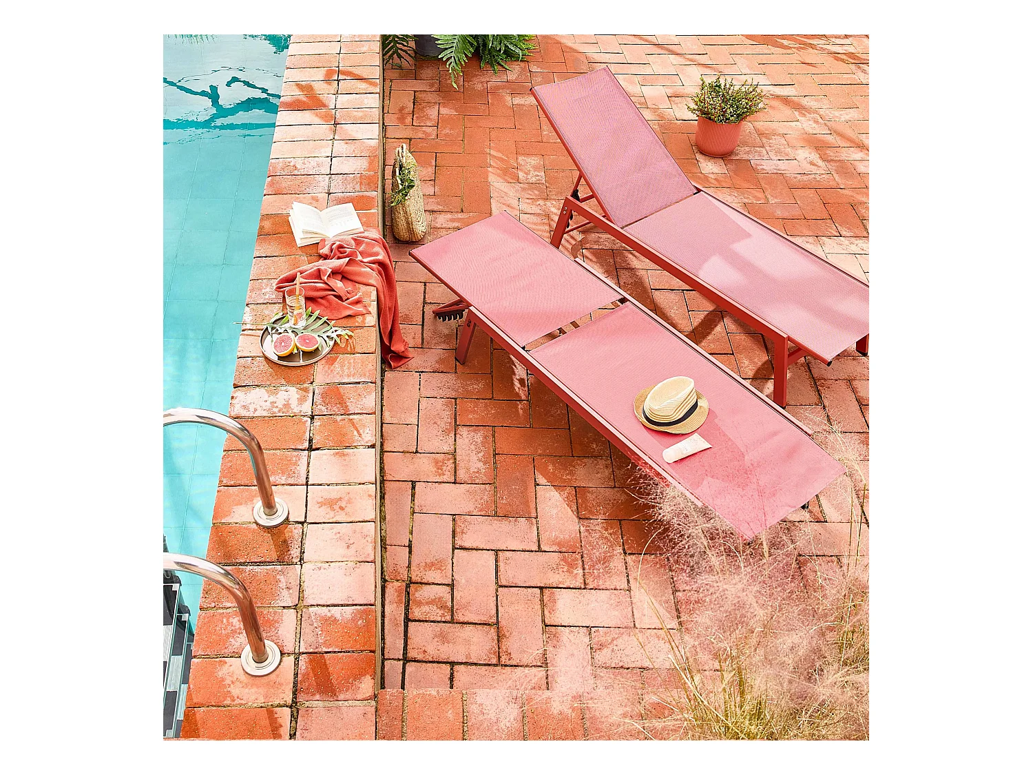 Lot de 2 transats terracotta. 5 positions. en textilène et métal. FLORA.  L155 x P59 x H106cm