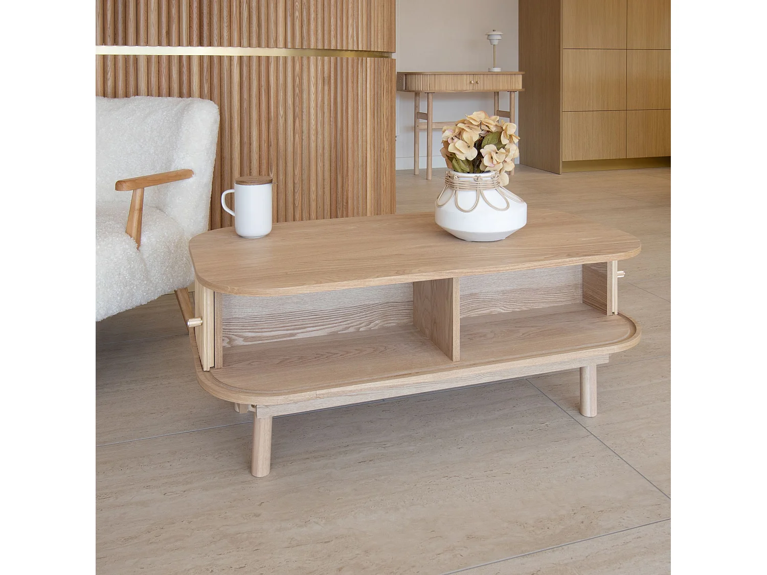 Now's Home - Table Basse En Bois De Pin Naturel Avec Portes 105x55x40cm Hector