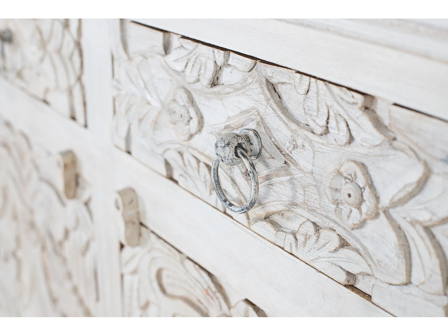 Buffet en bois manguier blanc vieilli