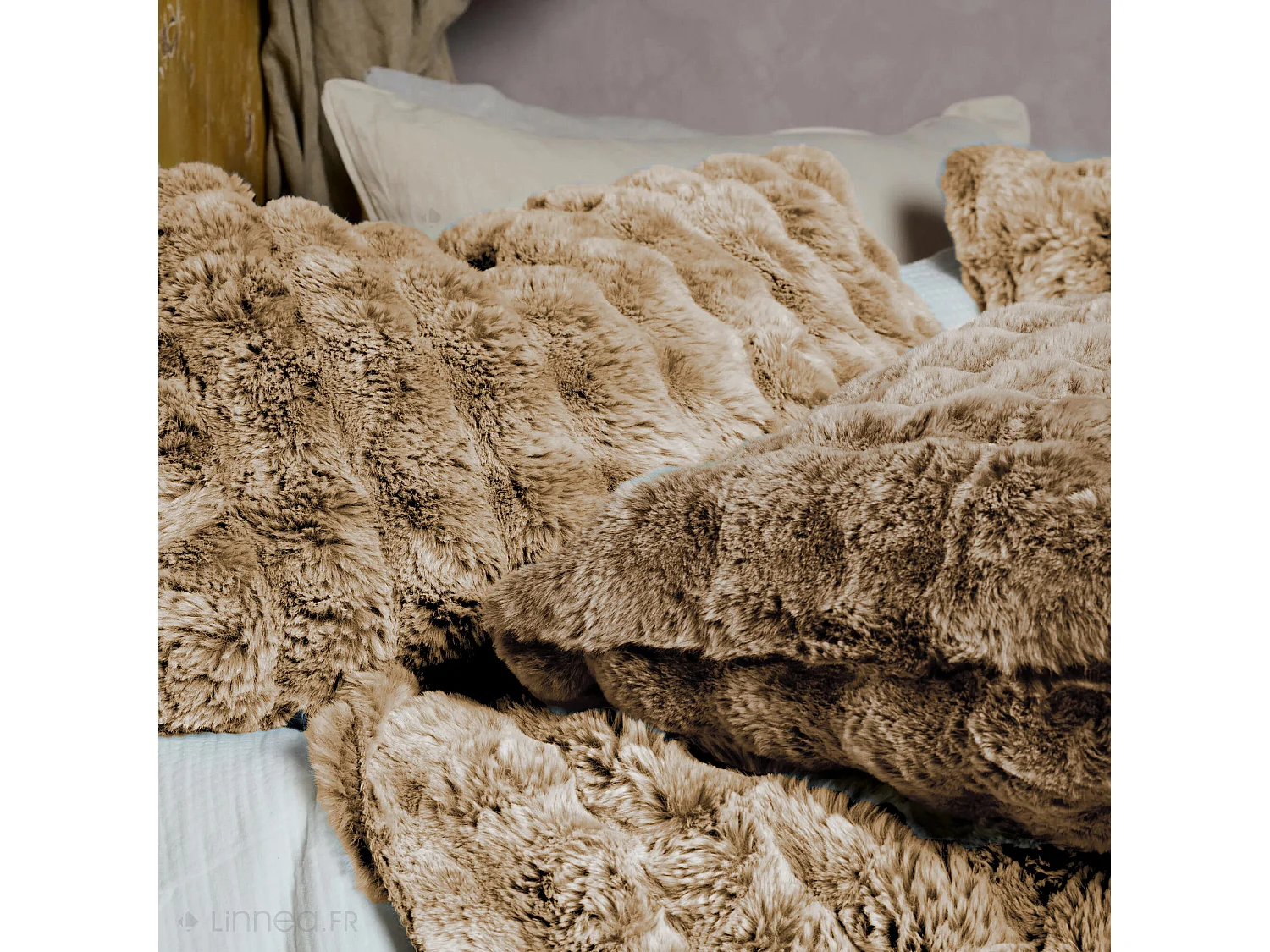 Housse de coussin fausse fourrure 55x80 cm ASTRAKAN marron camel