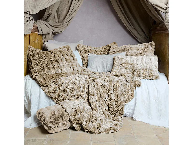 Maxi plaid 150x190 cm ASTRAKAN fausse fourrure dégradé marron camel