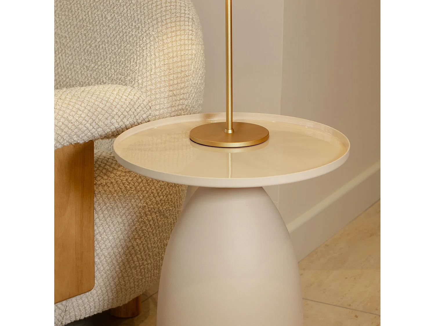 Now's Home - Table D'appoint Plateau En Metal Et Pied En Ceramique Ecru