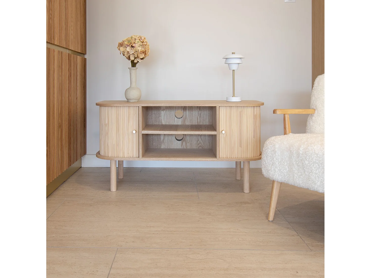 Now's Home - Meuble Tv Bois De Pin Naturel Avec Deux Portes 110x39x55cm Hector