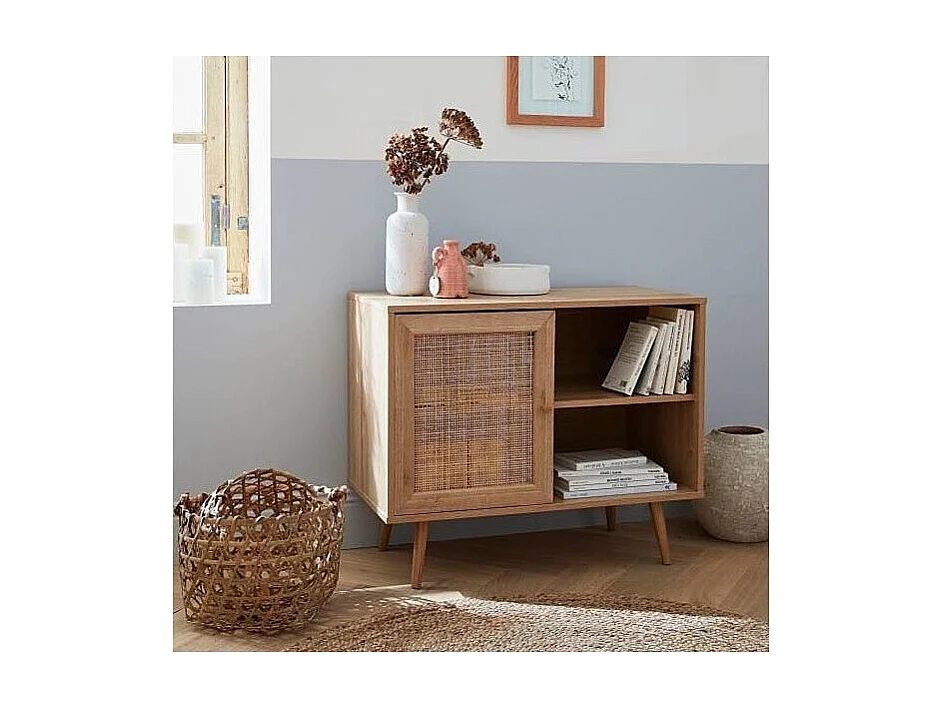 Commode ALTA chêne clair avec porte en rotin – Design scandinave et rangement pratique
