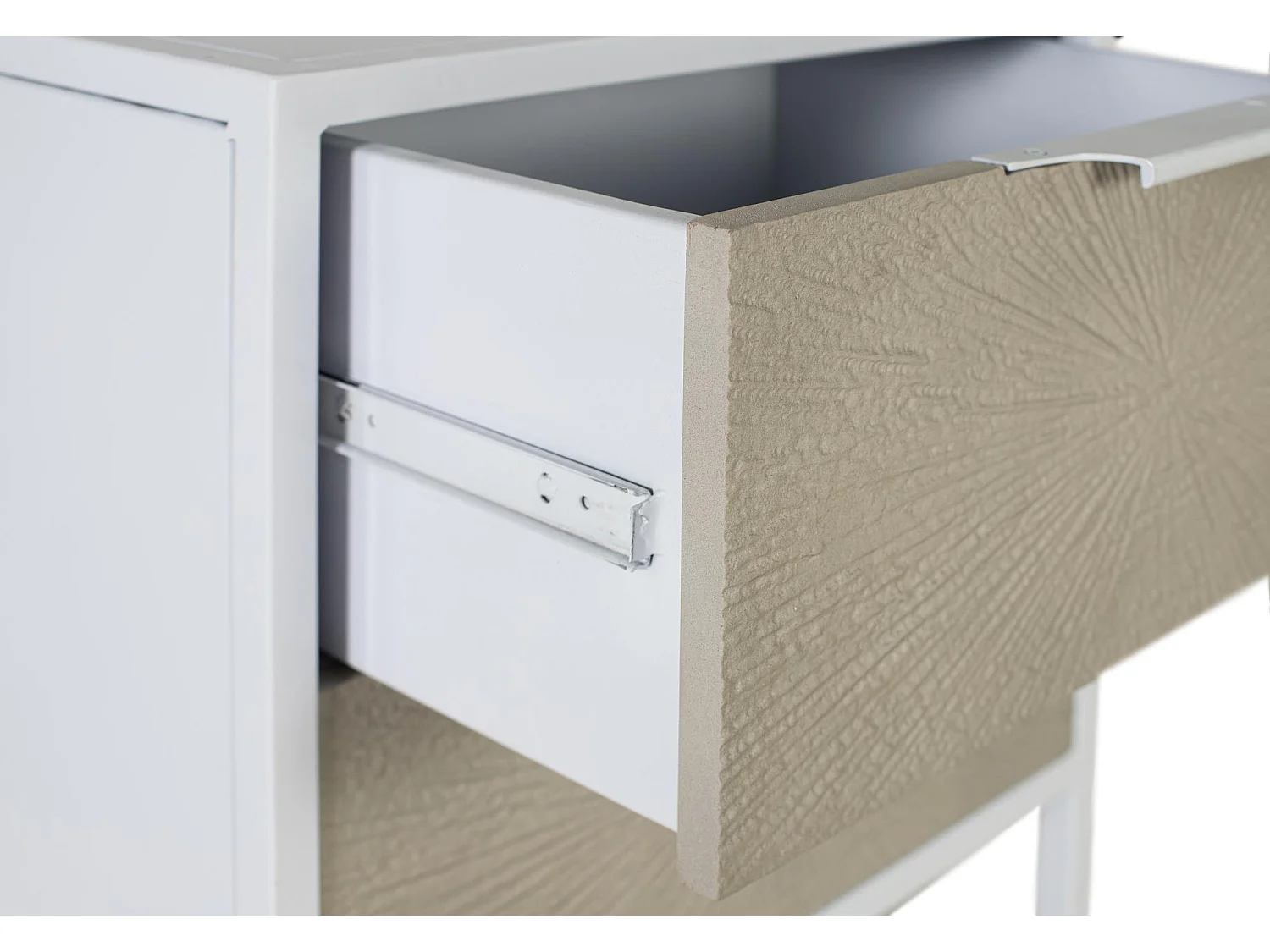 Nachttisch aus Kunstharz und Metall