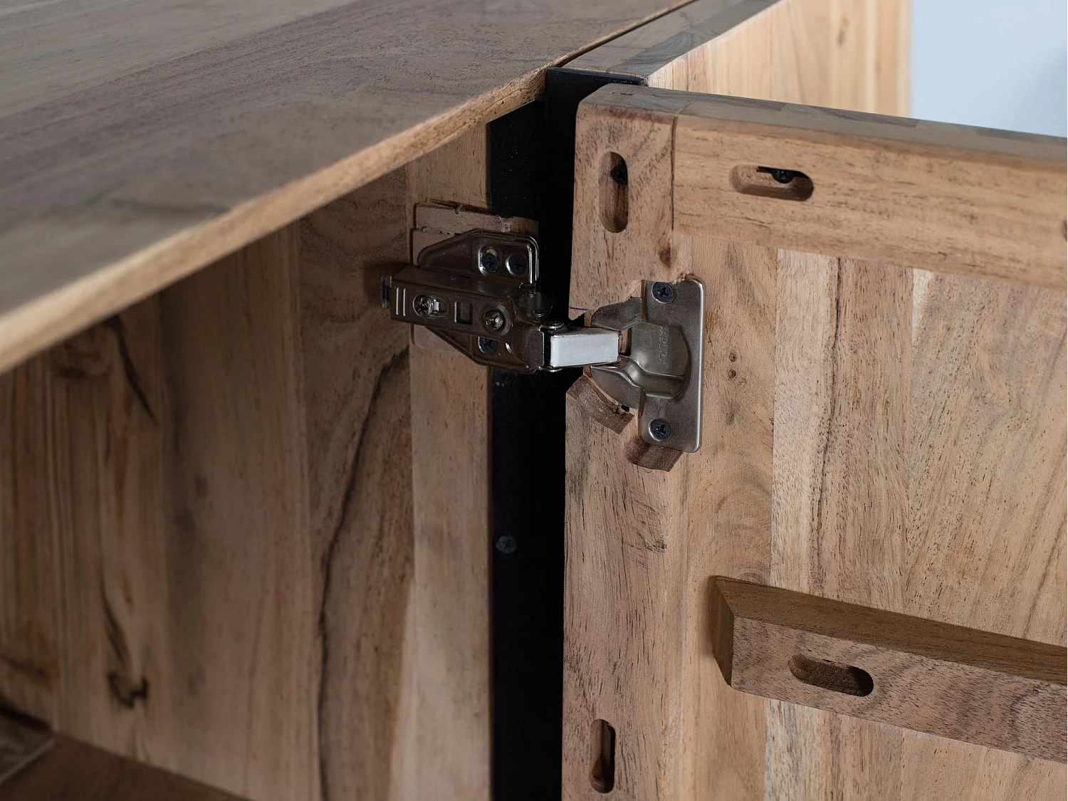 Buffet rustique acacia et métal elegance naturelle