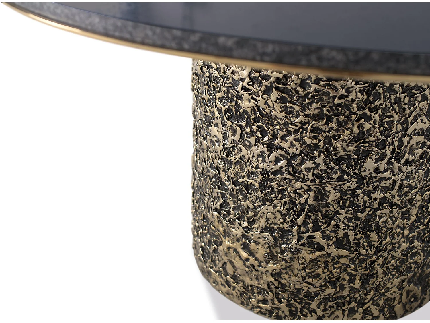 Stolik kawowy z marmurowym blatem i metalową podstawą, wyrafinowana elegancja