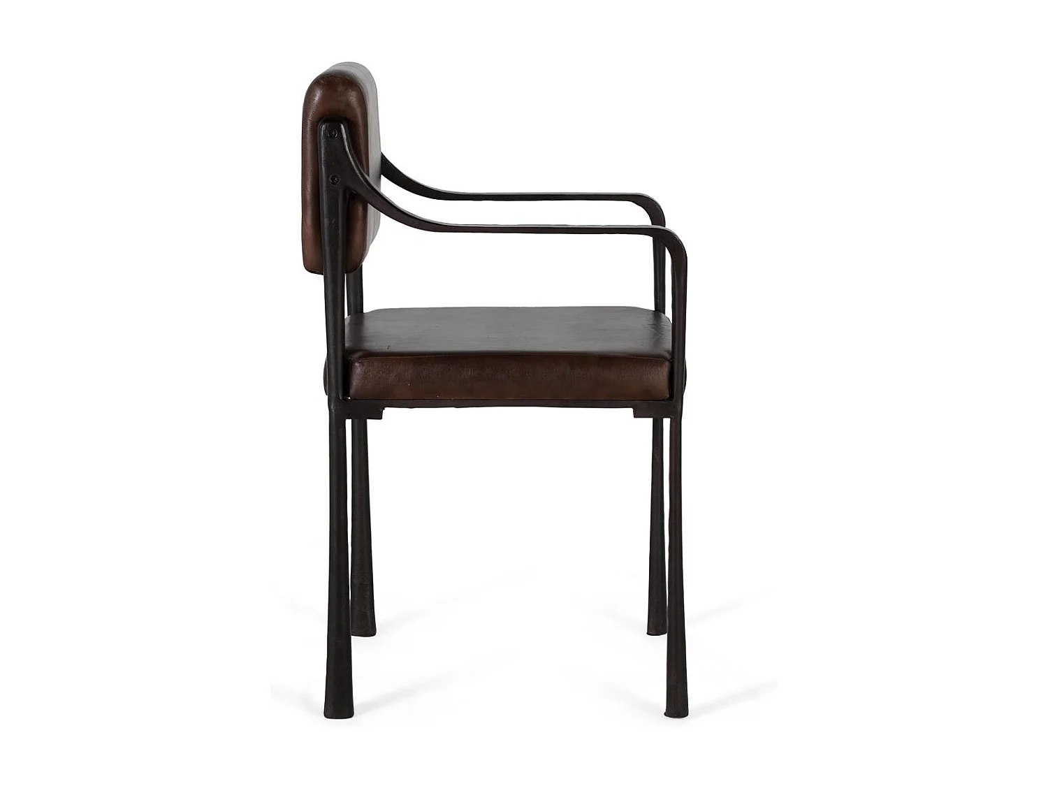 Chaise recouverte de cuir naturel marron et pieds en métal