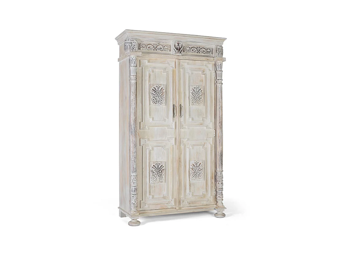 Armoire manguier blanc vieilli touche sophistiquée