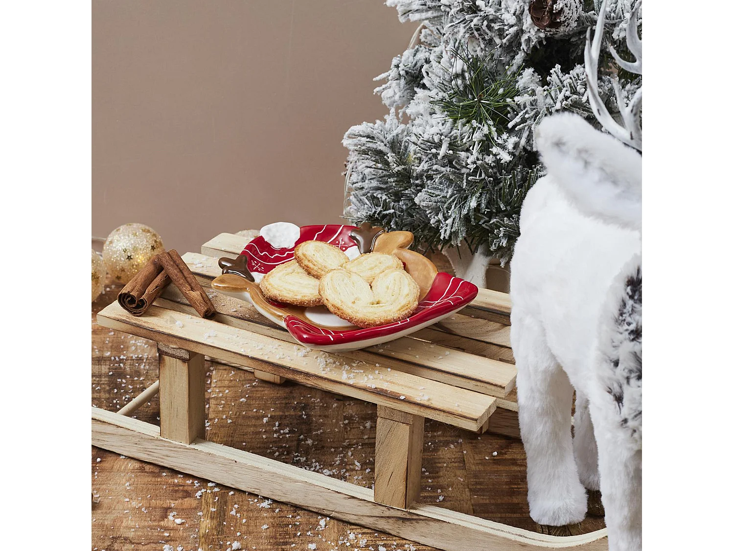 Plat en céramique collection CHRISTMAS TIME modèle renne de noel