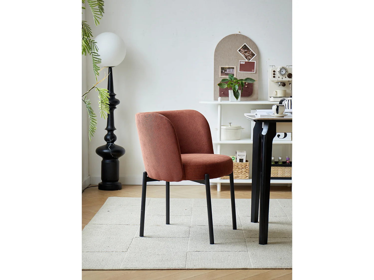 Lot de 2 chaises en métal et velours côtelé terracotta