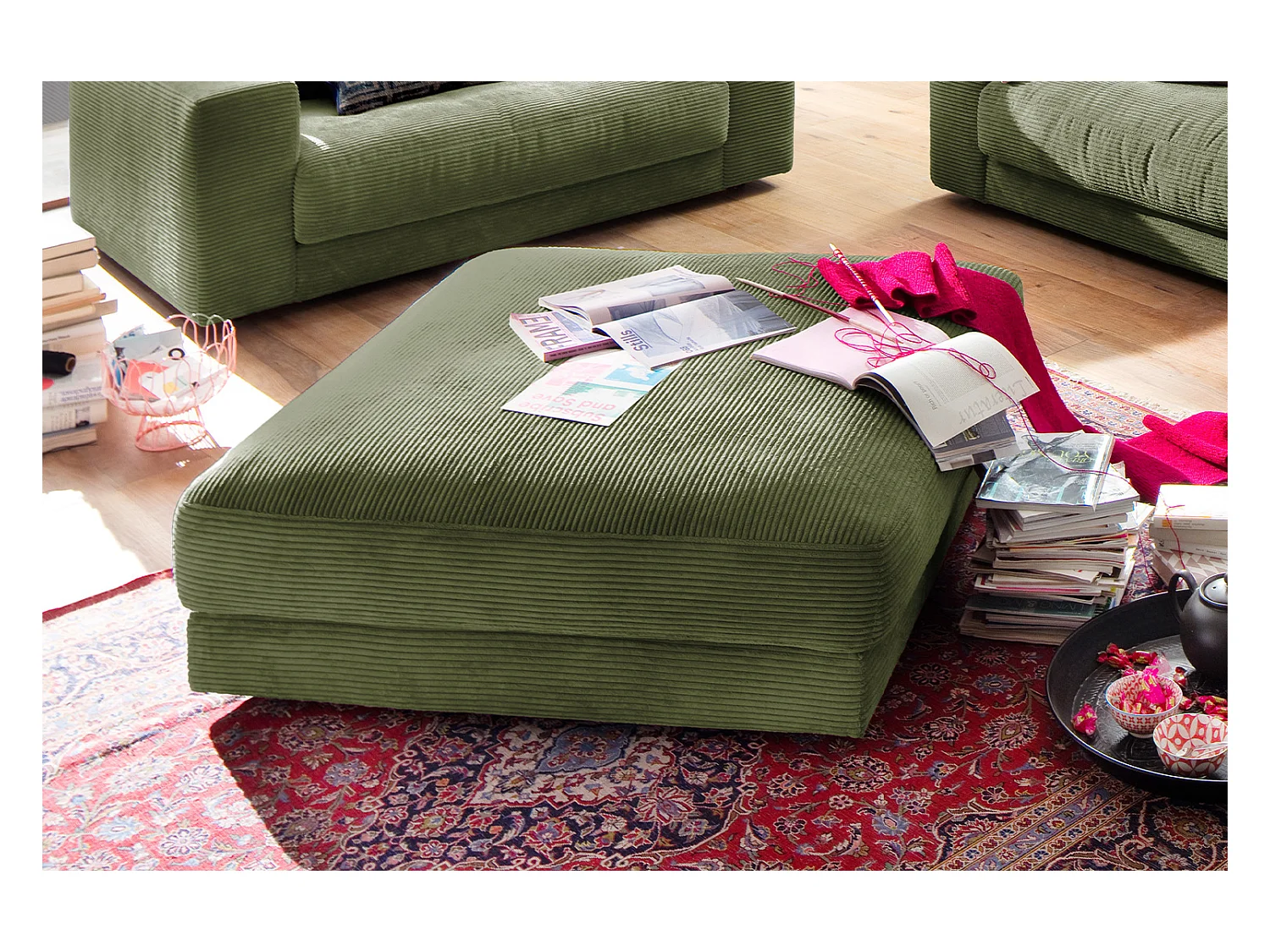 Polsterhocker - Grün Cord - MADELINE