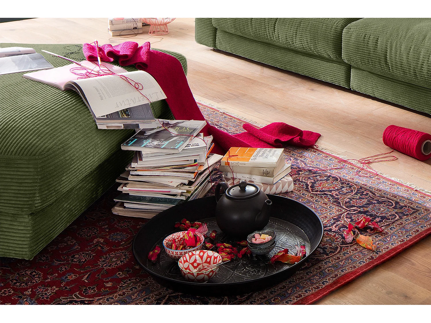 Polsterhocker - Grün Cord - MADELINE