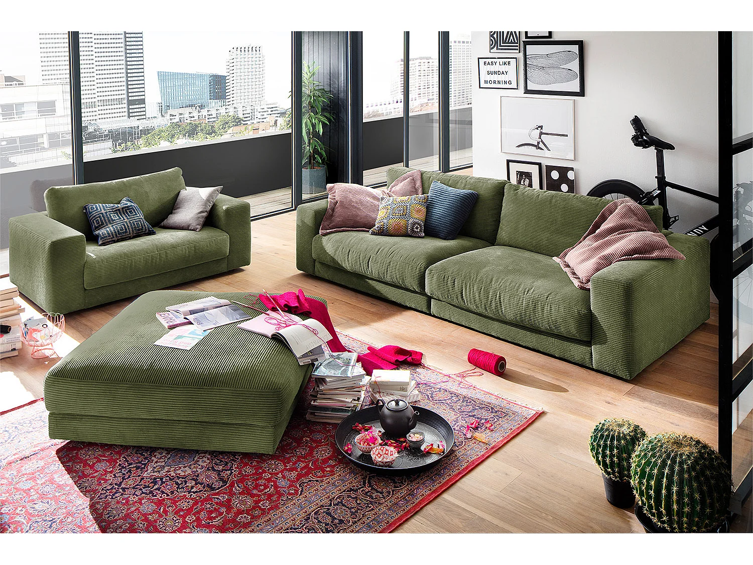 Polsterhocker - Grün Cord - MADELINE