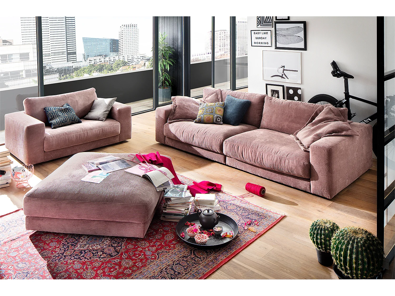 Pouf rembourré - Rose Velours côtelé - MADELINE