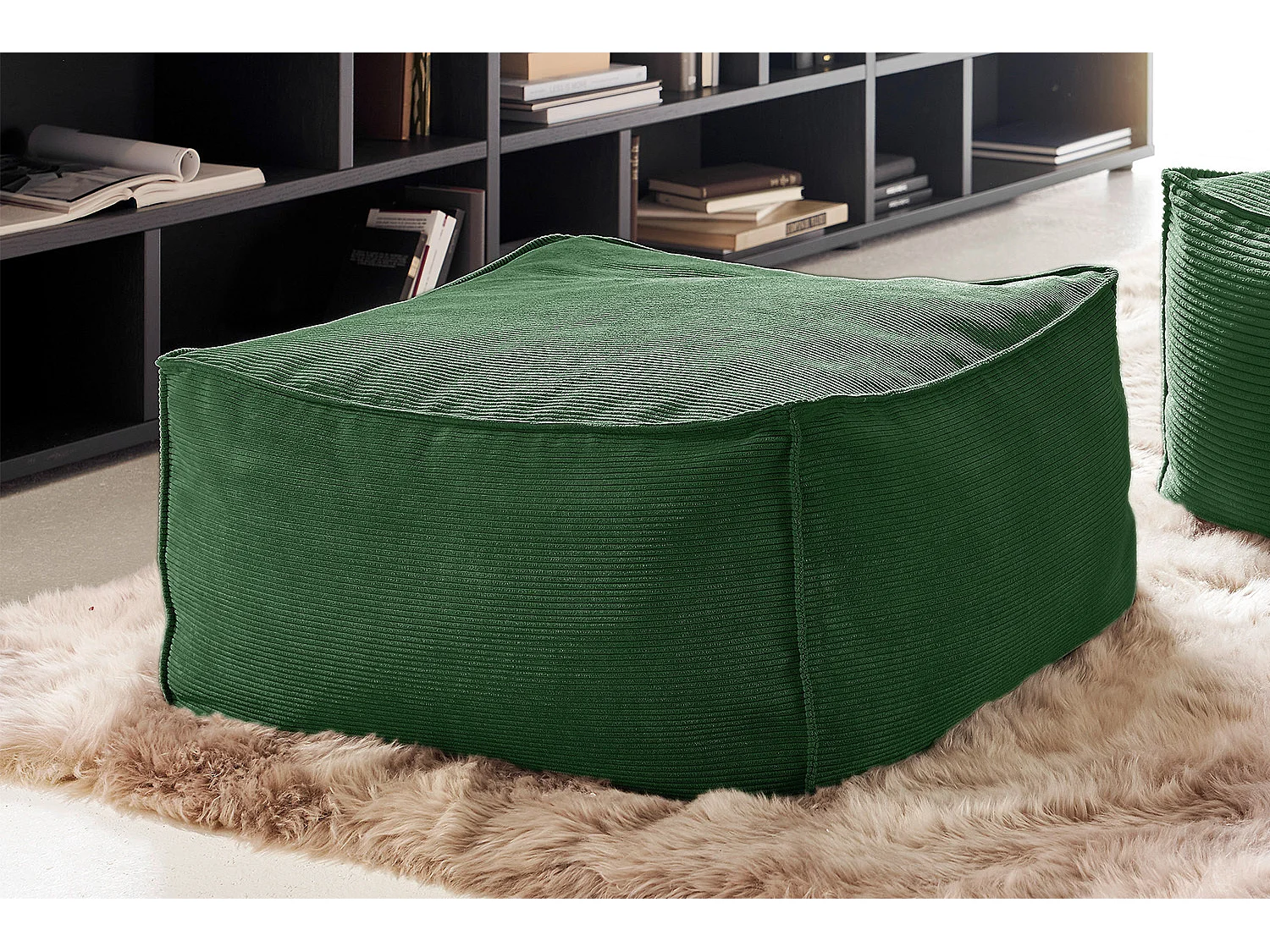 Hocker - Smaragdgrün Cord - ALEA