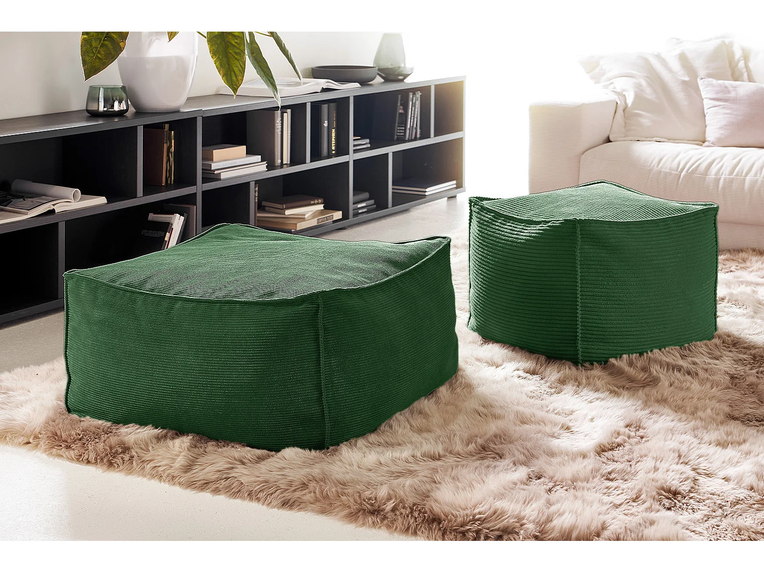 Pouf imbottito - verde smeraldo Velluto a coste - ALEA