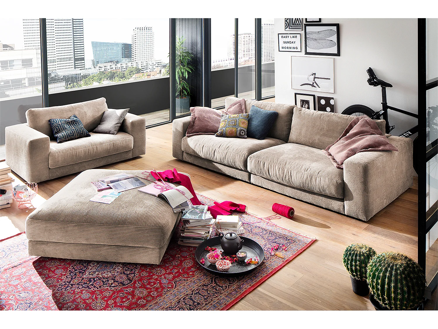 Pouf rembourré - taupe Velours côtelé - MADELINE