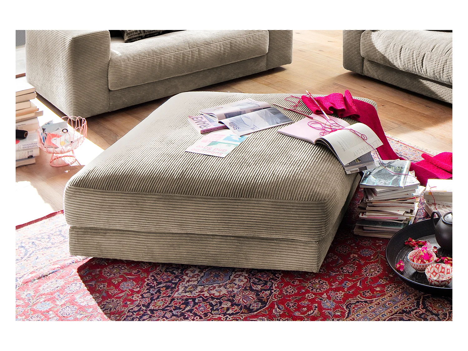 Polsterhocker - Taupe Cord - MADELINE