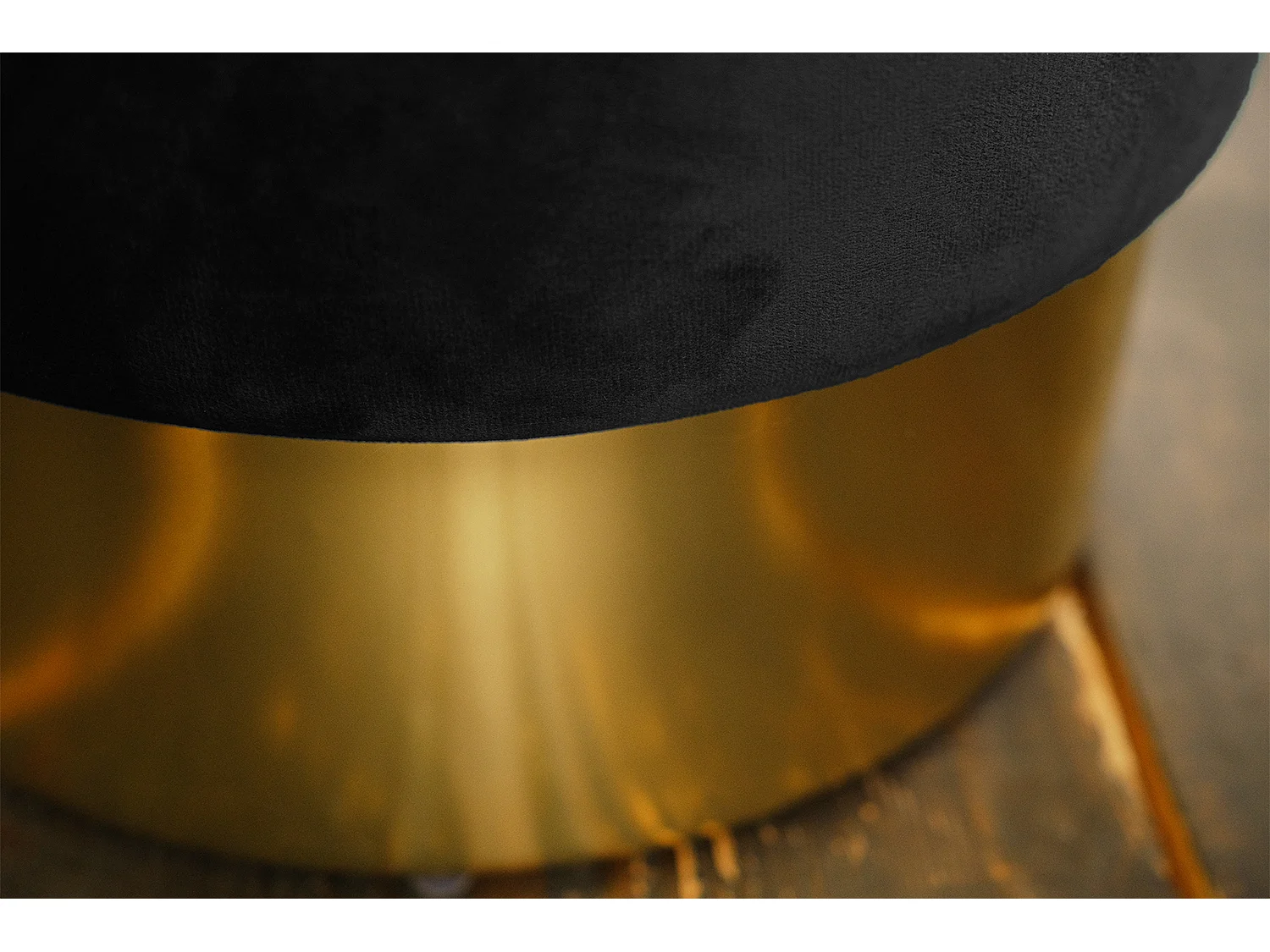 Polsterhocker - Schwarz Velvet - LIZA