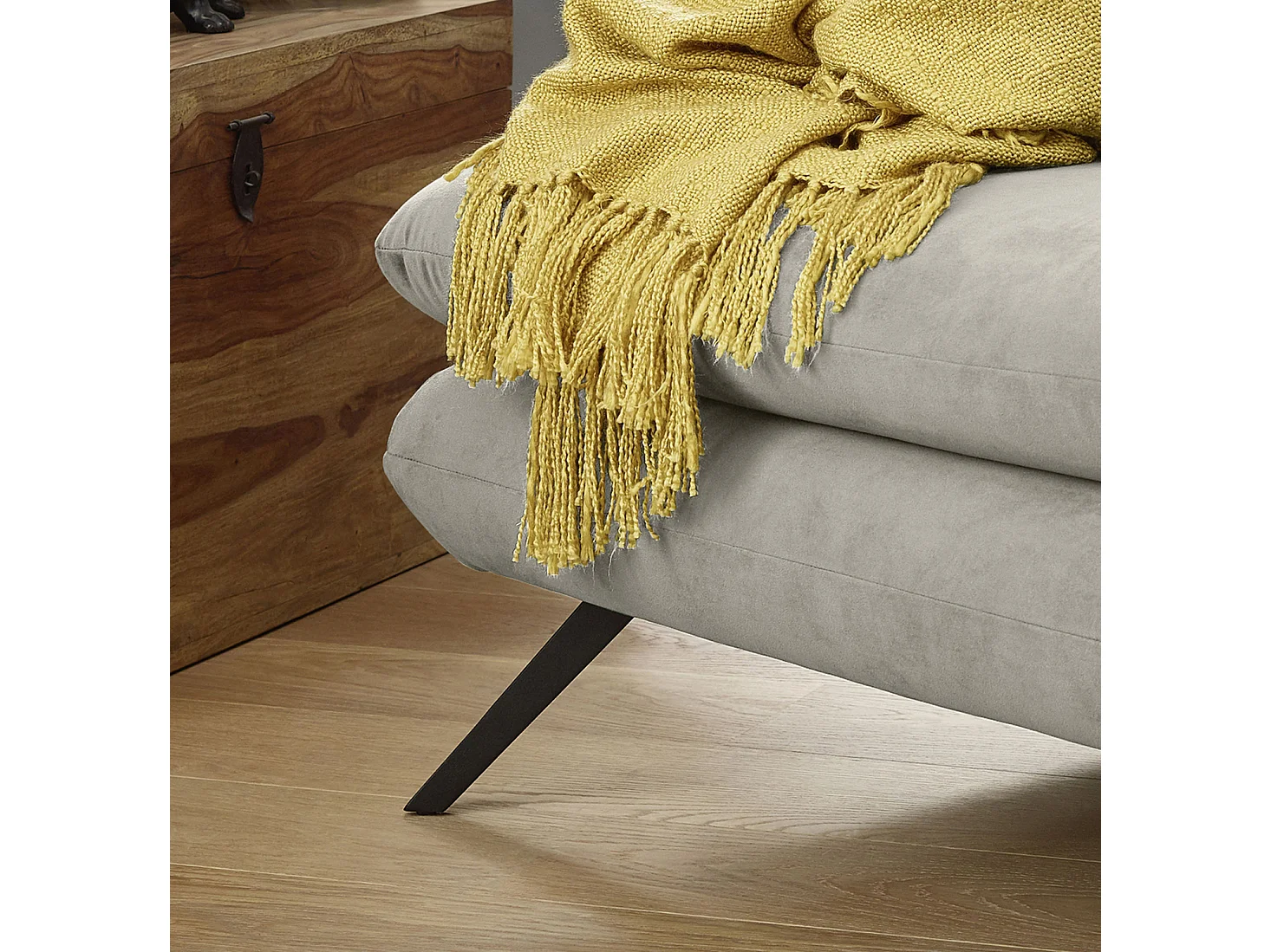 Longseat - Silber Velvet - CHARME