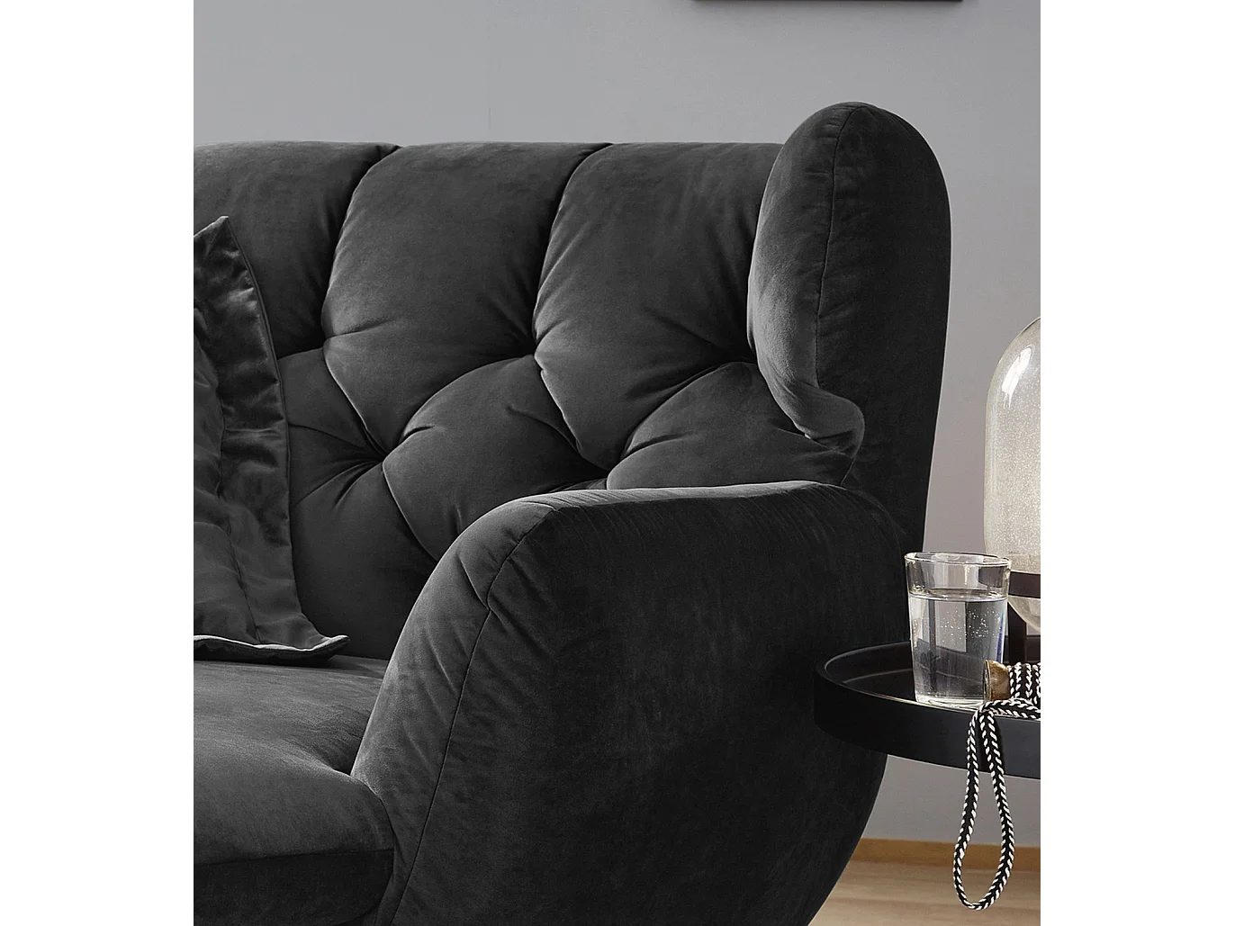 Longseat - Schwarz Velvet - CHARME