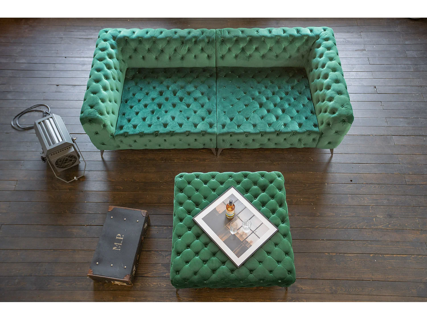 Sofá - verde oscuro terciopelo - NARLA