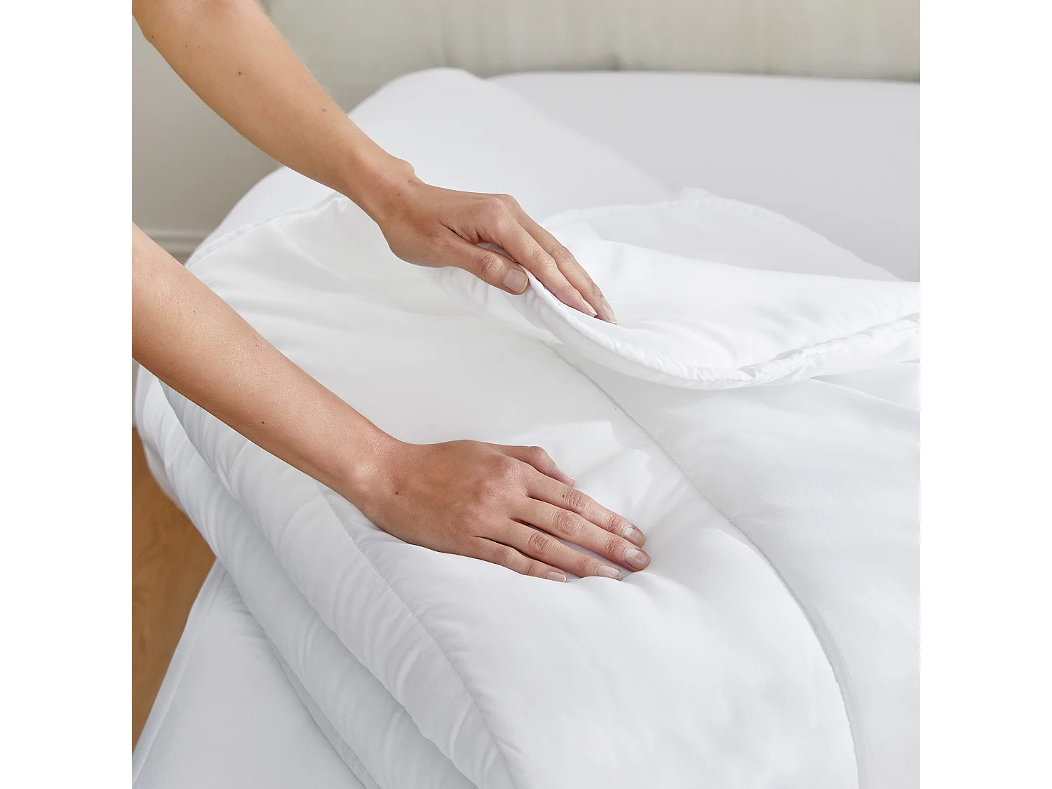Warm dekbed 260 x 240 cm van holle, gesiliconiseerde vezels 400 g/m², Essential, Pikolin Home