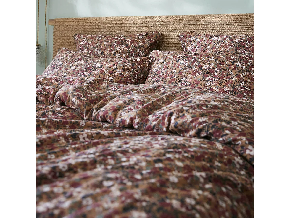 ADONIS BRUN - Taie d'Oreiller 50x70cm Gaze de Coton Fond Brun Motifs Fleurs