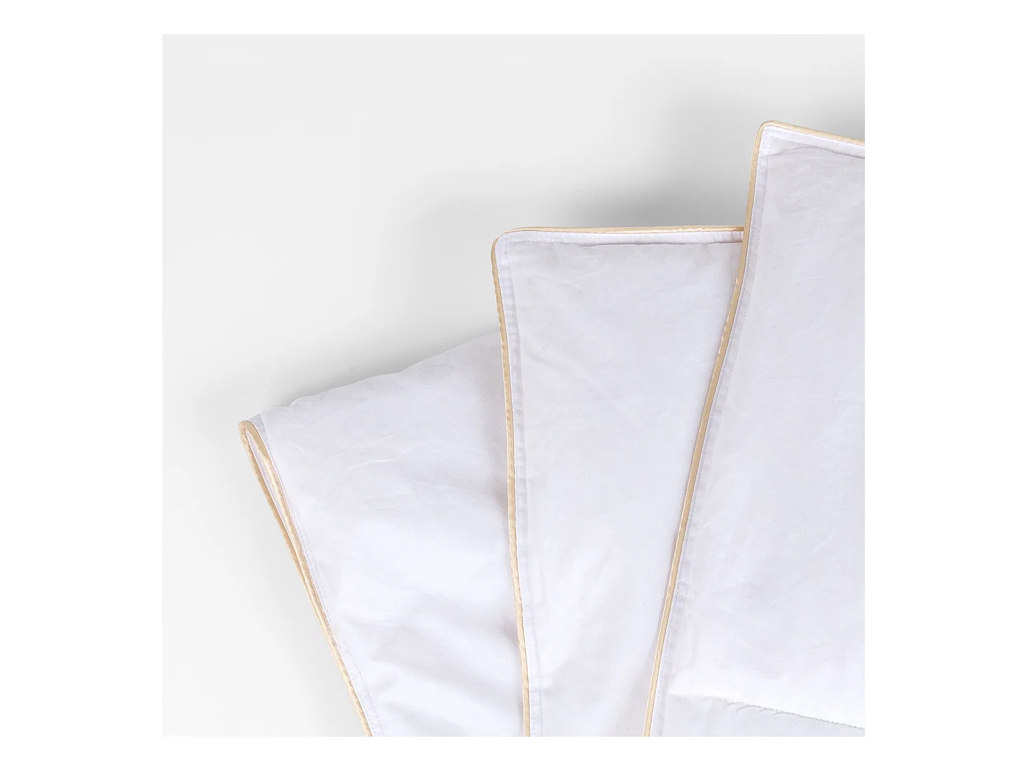 Couette nordique 85% duvet 250 gr/m² pour l'automne/hiver