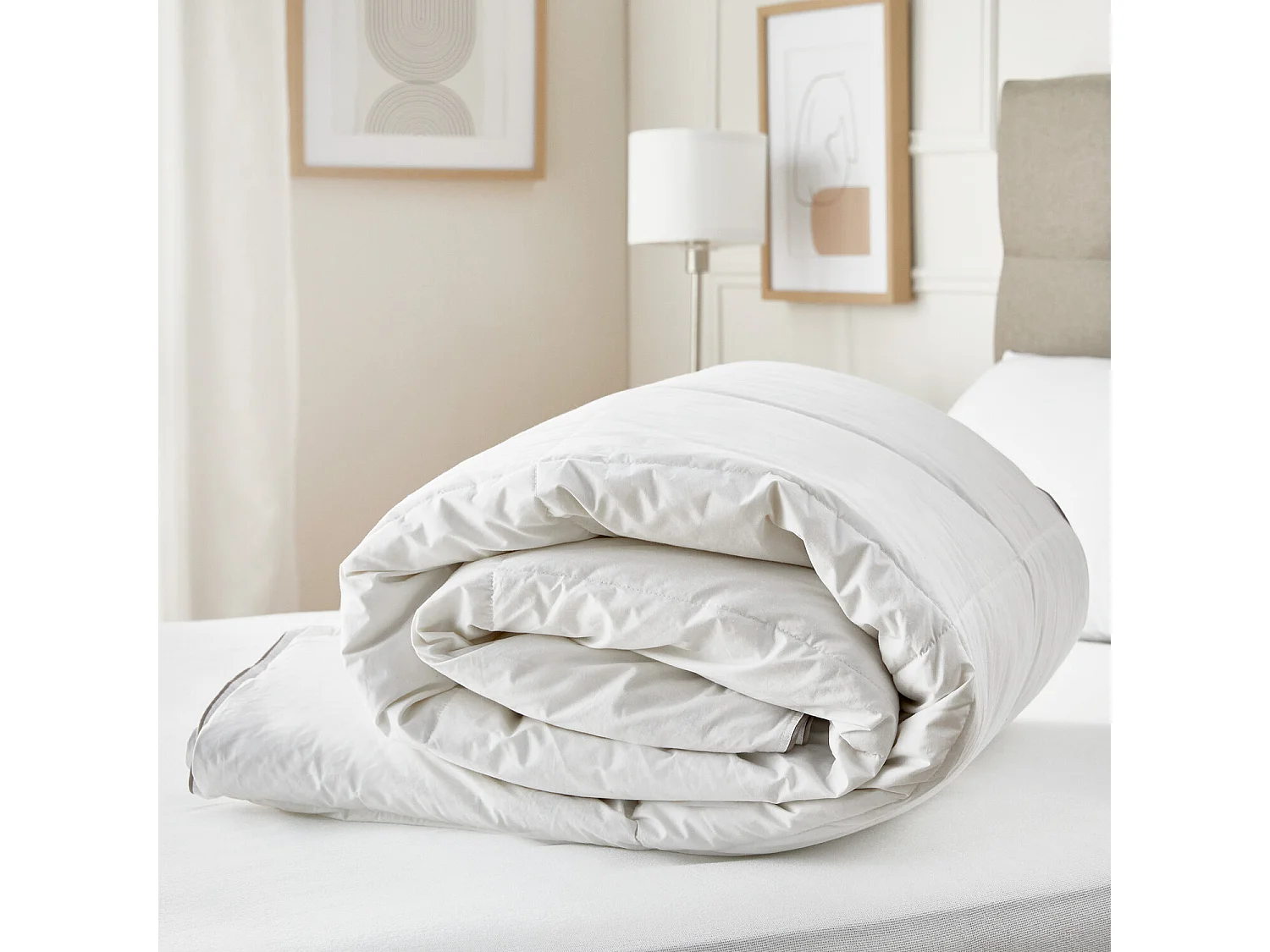 Couette de 260 x 240 cm en plumes et duvet de 5 cm - ESSENTIAL de PIKOLIN HOME
