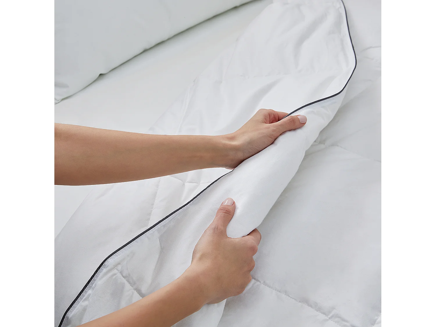 Edredón Nórdico 96% plumón 220gr 135x200cm