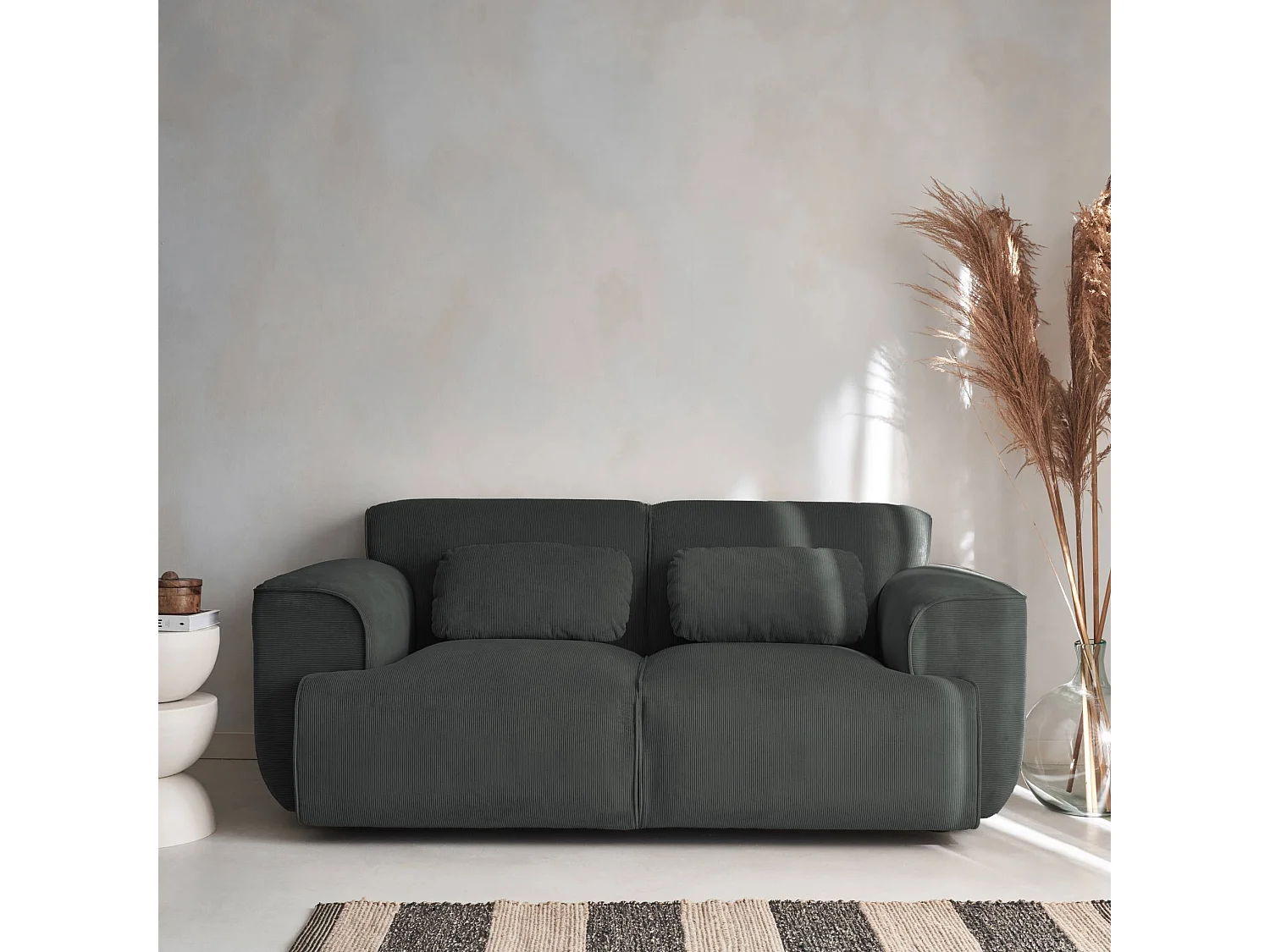 Canapé Wallas. 2 places. tissu velours côtelé gris foncé L 180 x P 98 x H 73cm